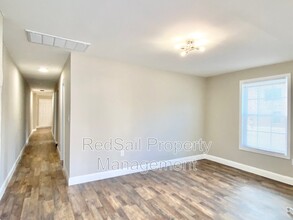 1010 36th St in Newport News, VA - Foto de edificio - Building Photo