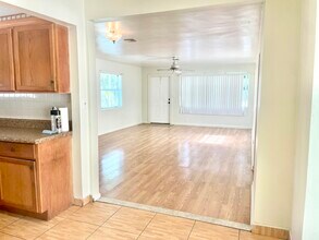 1229 19th Ave N in Lake Worth Beach, FL - Building Photo - Building Photo