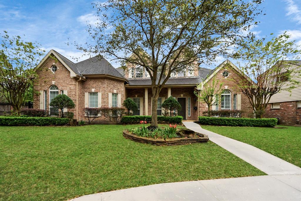 12303 Kimberley Ln in Houston, TX - Building Photo