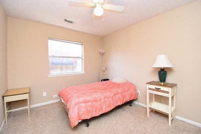 14915 Willow Hearth Dr