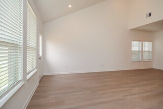 5438 Tourmaline Wy in Brookshire, TX - Building Photo - Building Photo