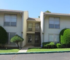 803 Cardinal Creek Blvd in Norman, OK - Building Photo