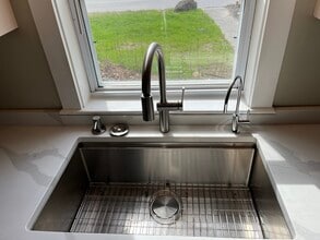 643 West St in Rockport, ME - Building Photo - Building Photo