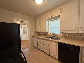 743 S Fountain St in Wichita, KS - Building Photo - Building Photo