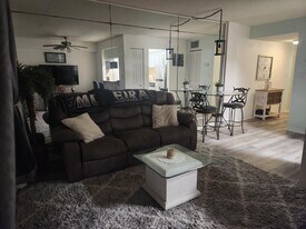 145 N Halifax Ave, Unit 703 in Daytona Beach, FL - Building Photo