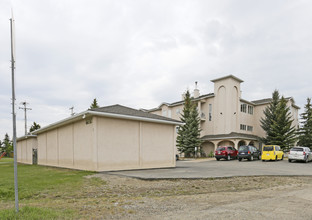 Westview Greens in Didsbury, AB - Building Photo - Building Photo