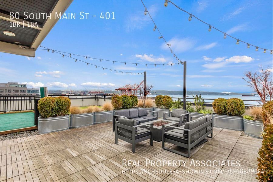 80 South Main St in Seattle, WA - Building Photo