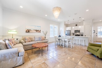 2442 Bungalo Ln in Destin, FL - Building Photo - Building Photo