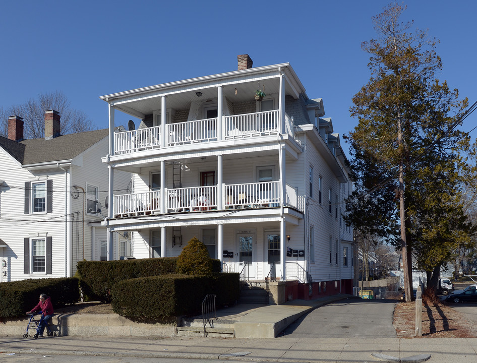 9 Mechanic St in Attleboro, MA - Foto de edificio