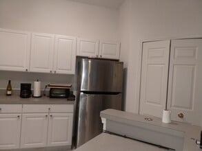 2696 S Knightsbridge Cir, Unit 36 in Ann Arbor, MI - Building Photo - Building Photo