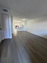5425 W 24th Ave in Hialeah, FL - Building Photo - Building Photo