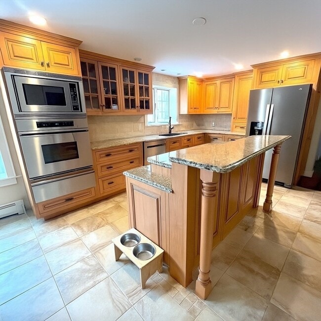 170 Saddle Hill Rd in Hopkinton, MA - Building Photo - Building Photo