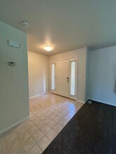 3056 Leighton St in Anchorage, AK - Building Photo - Building Photo