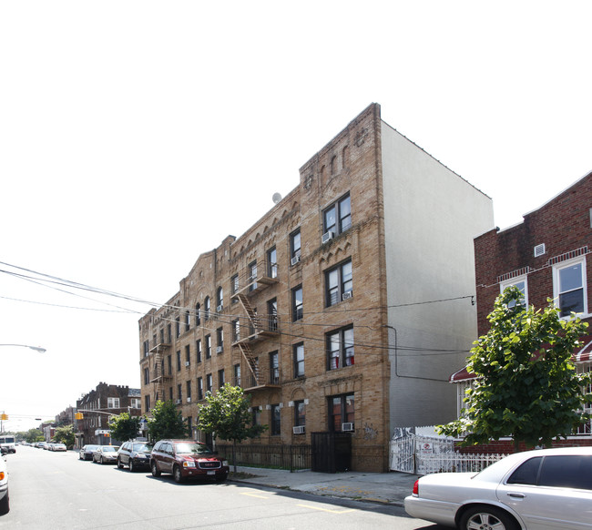 210 E 51st St in Brooklyn, NY - Building Photo - Building Photo