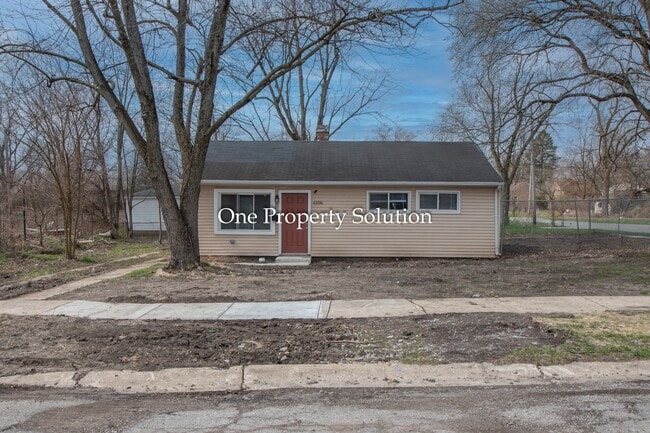 property at 4306 Louisiana Pl