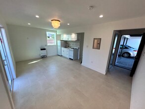 716 Masson Ave in San Bruno, CA - Building Photo - Building Photo