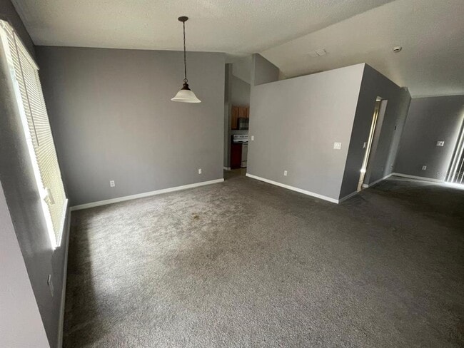 308 Coventry Estates Blvd in Deltona, FL - Building Photo - Building Photo