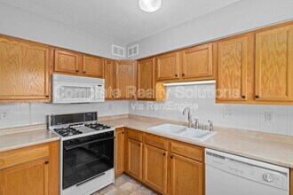 10423 Balmoral Dr in St. Louis, MO - Building Photo - Building Photo