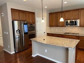 9612 Kentwick Cir in Englewood, CO - Building Photo - Building Photo