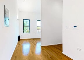 300 Lincoln Rd in Brooklyn, NY - Building Photo