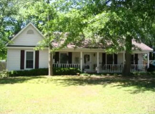 property at 522 Sunrise Ct