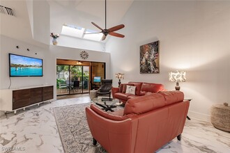 4018 Crayton Rd in Naples, FL - Building Photo - Building Photo