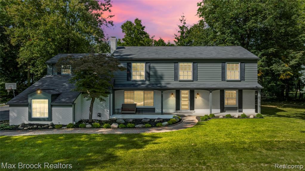 2601 Lamplighter Ln in Bloomfield Hills, MI - Building Photo