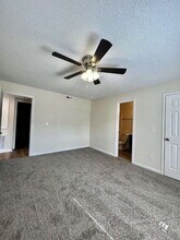 3864 Northeast Dr in Clarksville, TN - Building Photo - Building Photo