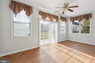 13103 Christie Pl in Upper Marlboro, MD - Foto de edificio - Building Photo