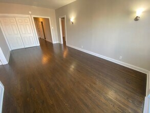 730 Reba Pl in Evanston, IL - Building Photo - Building Photo