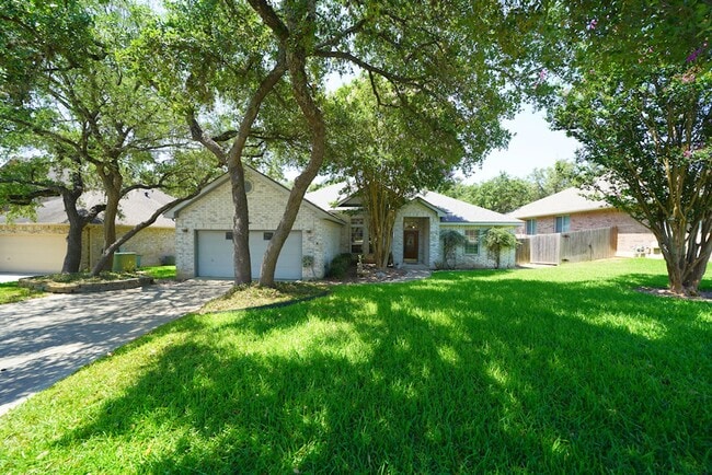 13335 Demeter in Universal City, TX - Building Photo - Building Photo