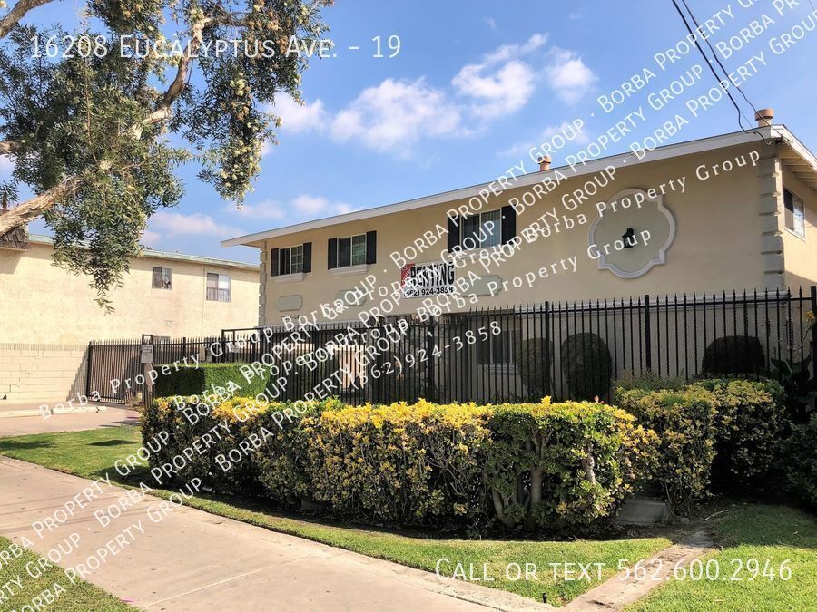 16208 Eucalyptus Ave in Bellflower, CA - Building Photo