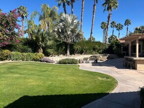 49105 Casa Del Rio in La Quinta, CA - Building Photo - Building Photo