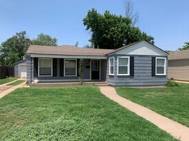 3418 26th St in Lubbock, TX - Building Photo