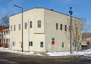 561 Thomas Ave in St. Paul, MN - Building Photo - Building Photo