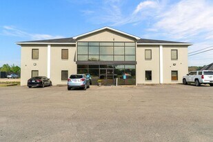 2 W Lakeview Dr in Columbia, MS - Building Photo