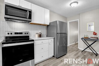 3657 Chateau Rhodes Cir in Memphis, TN - Building Photo - Building Photo