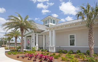 Point at Tamaya in Jacksonville, FL - Building Photo - Building Photo