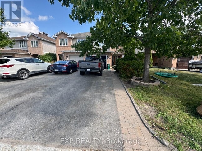 property at 272 Claridge Dr