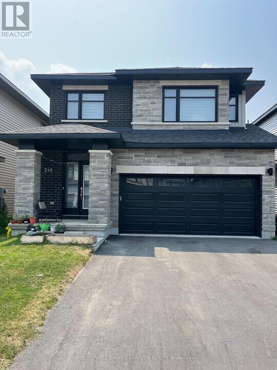 248 Dagenham St in Ottawa, ON - Building Photo