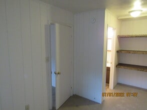 14250 Riverside Dr, Unit B-2 Apt-2 in Constantine, MI - Building Photo - Building Photo