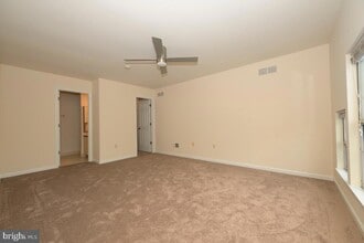 208 Kelly Ct in Wyomissing, PA - Foto de edificio - Building Photo