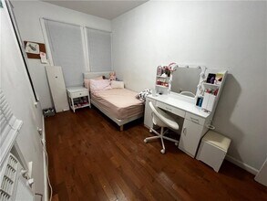 2203 E 15th St in Brooklyn, NY - Building Photo - Building Photo