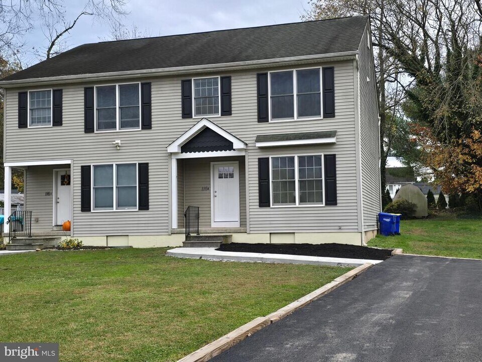 116 Lowber St in Frederica, DE - Building Photo