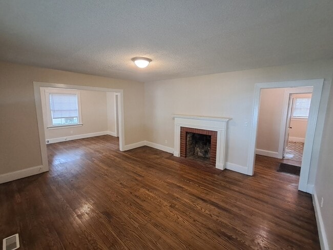 1209 S Greene St in Greenville, NC - Building Photo - Building Photo