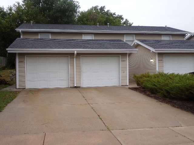 5557 Canterbury Ln in Lincoln, NE - Building Photo