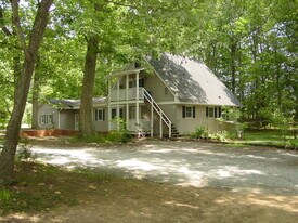 117 Wild Primrose Ln, Unit 117