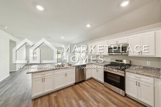1111 W Fargo Ln in Claremore, OK - Building Photo - Building Photo