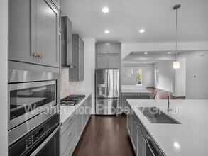 42281 Impervious Terrace in Brambleton, VA - Building Photo - Building Photo