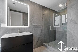 1580 Beacon St, Unit 100 in Brookline, MA - Building Photo - Building Photo